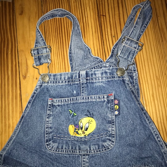 looney tunes Denim - Looney Tunes Tweety Bird overall shorts